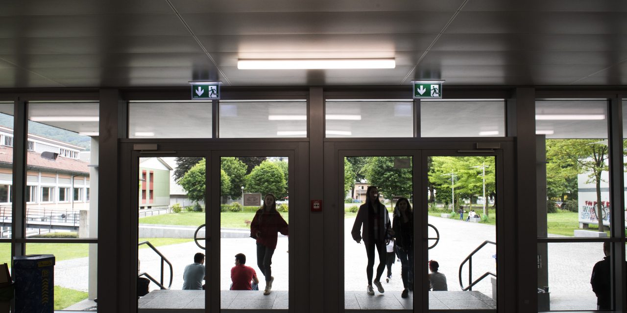 -mendrisio-ospiti-la-sede-sottocenerina-della-commercio-jsms